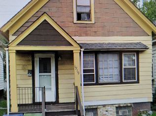 1919 S 16th St, Milwaukee, WI 53204