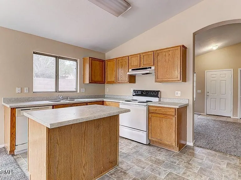 14916 W Acapulco Ln — Photo 8
