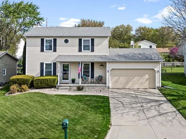 1608 Fairfield Ct, Normal, IL 61761