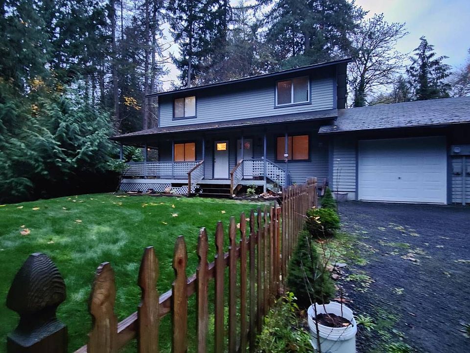 1st image of 3887 NE 3rd St