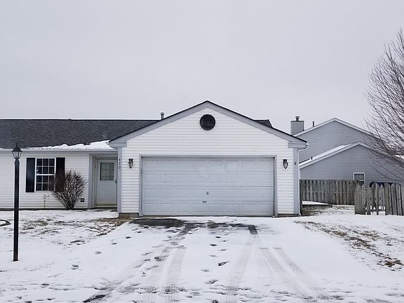 3rd image of 4702 Vista Dr
