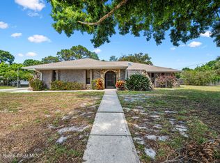 920 Peacock Ave NE, Palm Bay, FL 32907