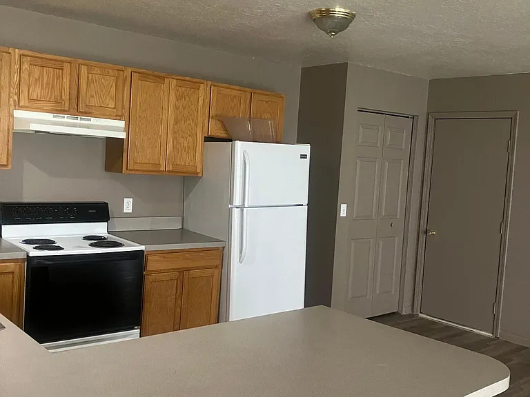 4518 S Crawford St — Photo 3