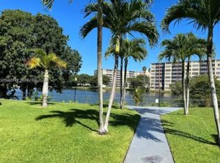1667 NE Miami Gardens Dr APT 144, Miami, FL 33179