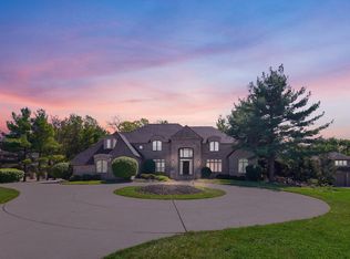 10235 Widdington Close, Powell, OH