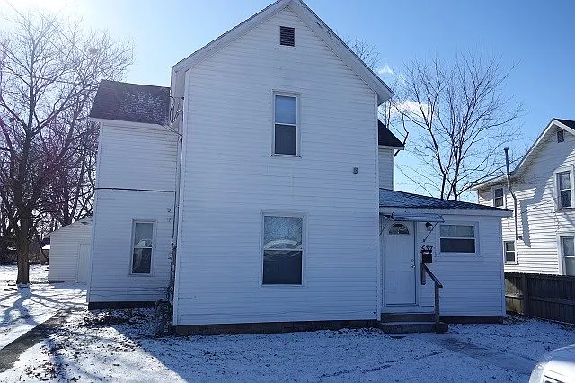 537 E Farming St photo 1