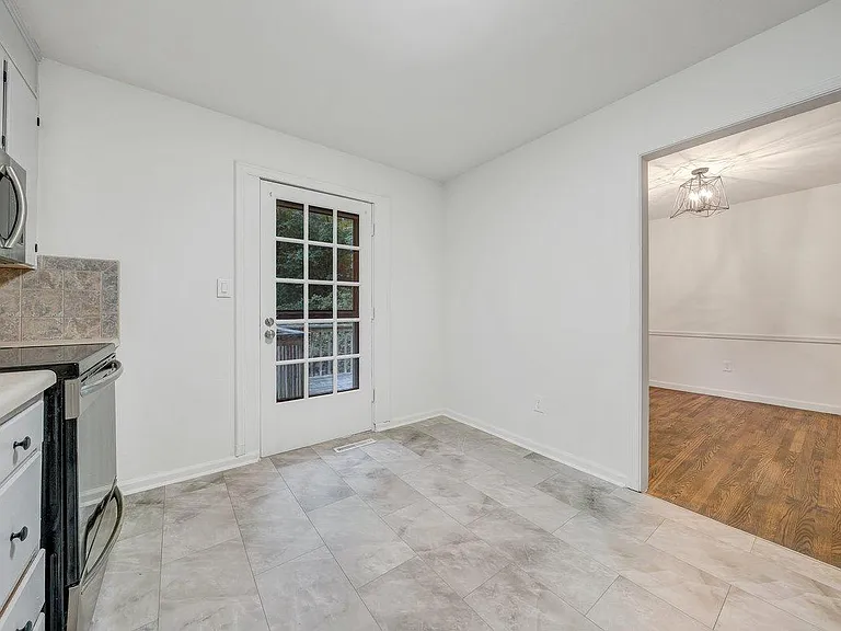 3777 Tomley Dr — Photo 11