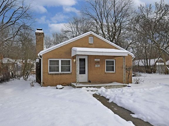 2nd image of 52046 Forestbrook Ave