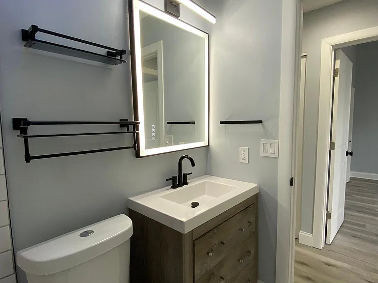 2245 S Grand Blvd #B — Photo 16