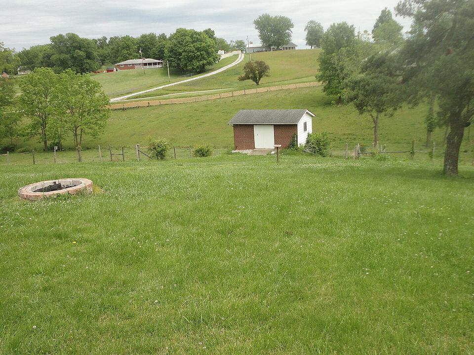 1st image of 93 Roselawn Dr