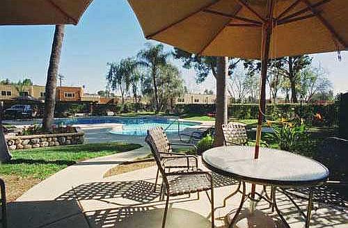 Common pool & spa
