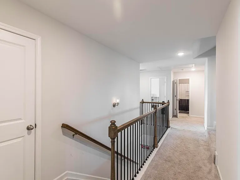 105 Pearl Moss Ln — Photo 21