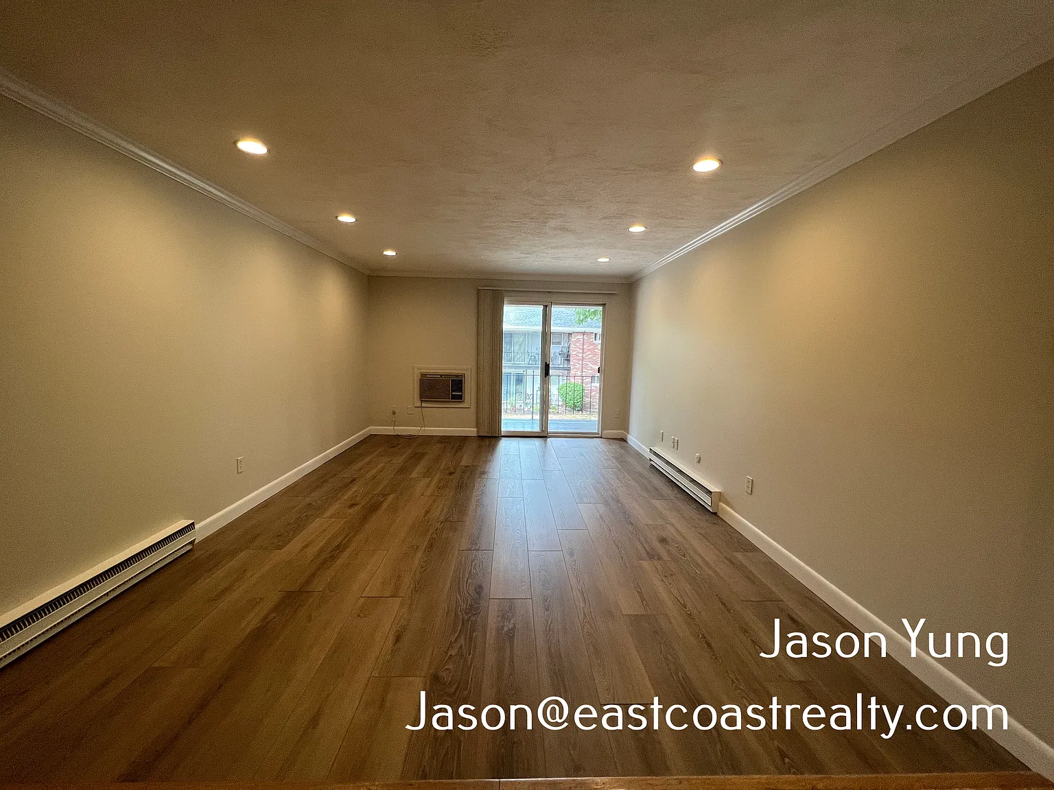 1 bed, 738 sqft, $1,750 — Photo 2