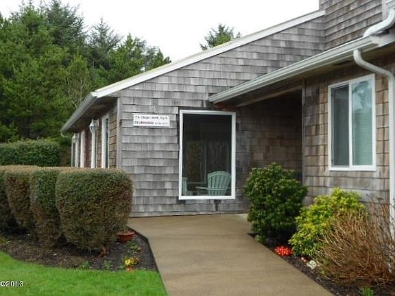 2nd image of 1113 N Highway 101 Unit 8
