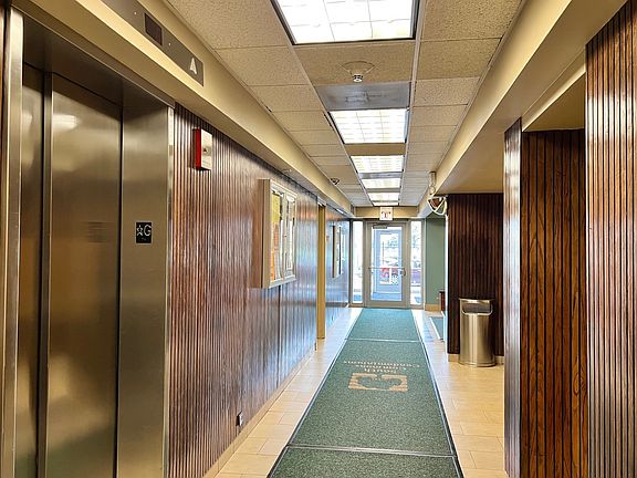 4th image of 3001 S Michigan Ave Unit 507