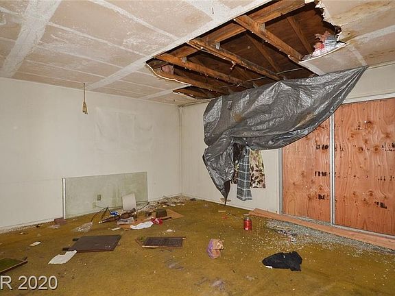 4th image of 6504 Aberdeen Ln