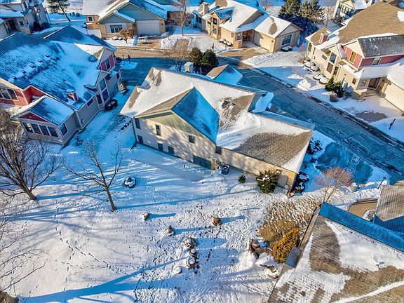 4th image of 1030 Rooster Run