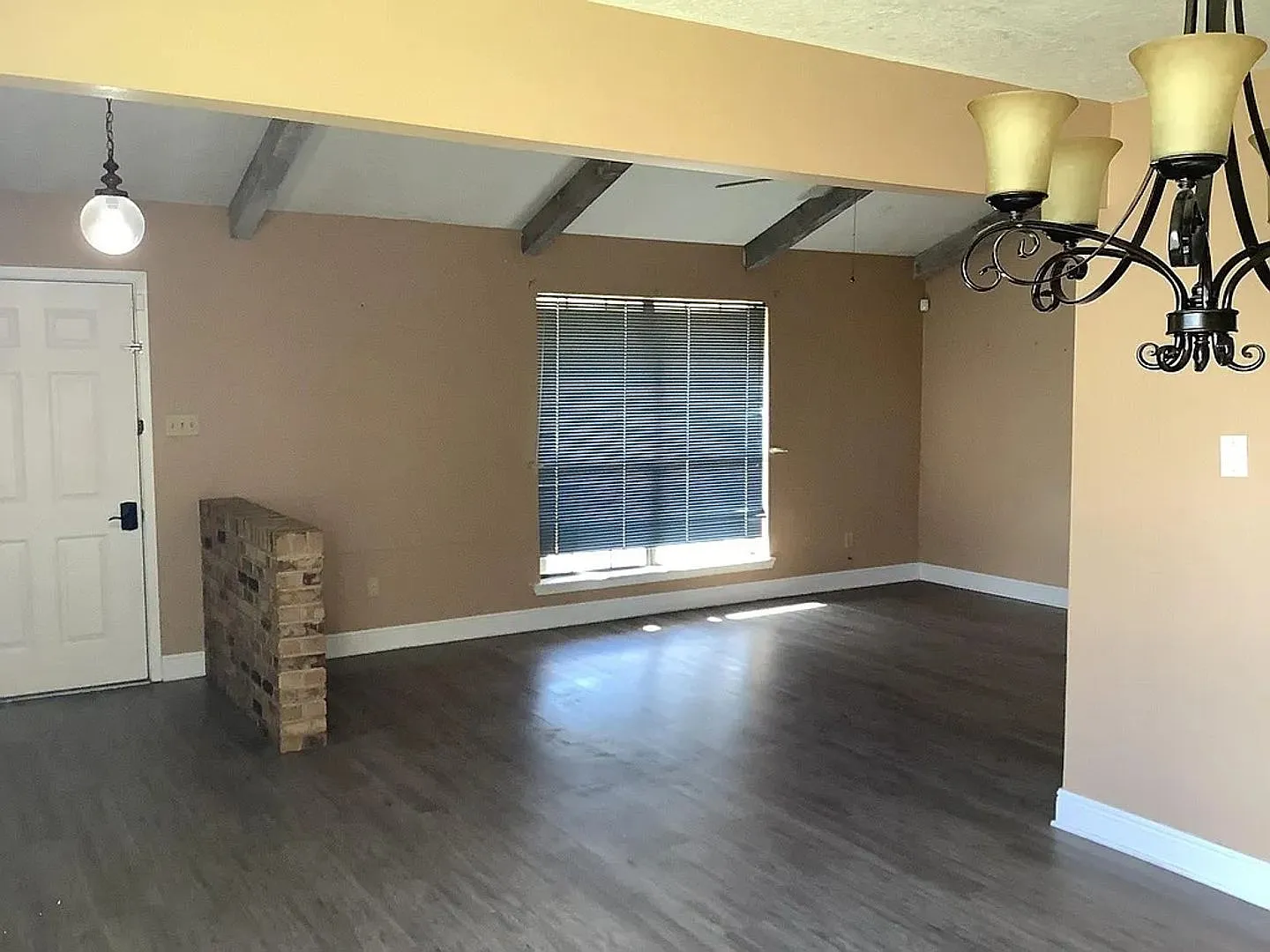 Single Family Home — Photo 3