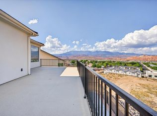 2072 W 320 S, Hurricane, UT 84737