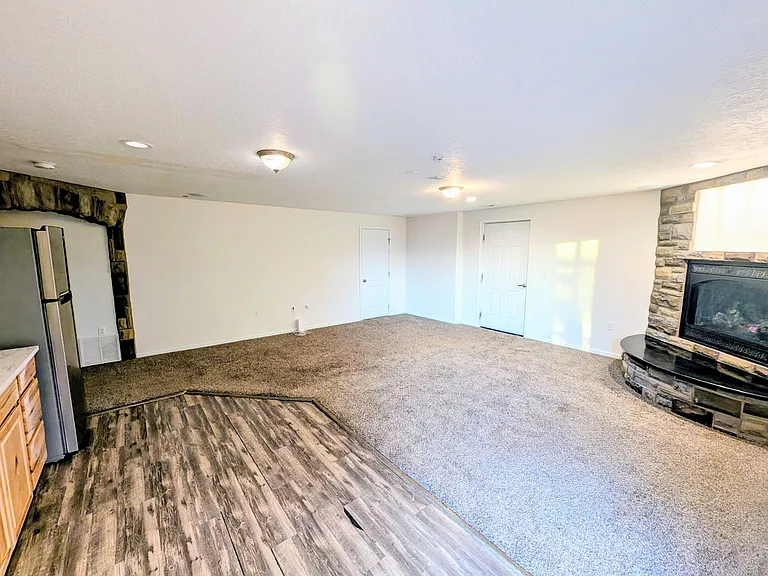 10423 N Tamarack Way #B — Photo 2
