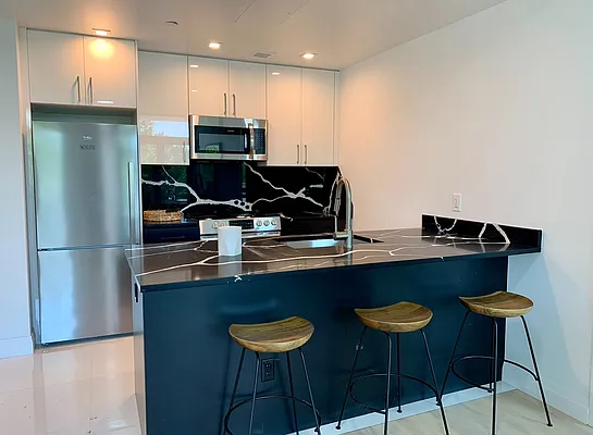 3128 Henry Hudson Parkway East #304