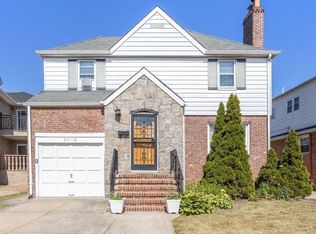 5718 142nd St, Flushing, NY 11355