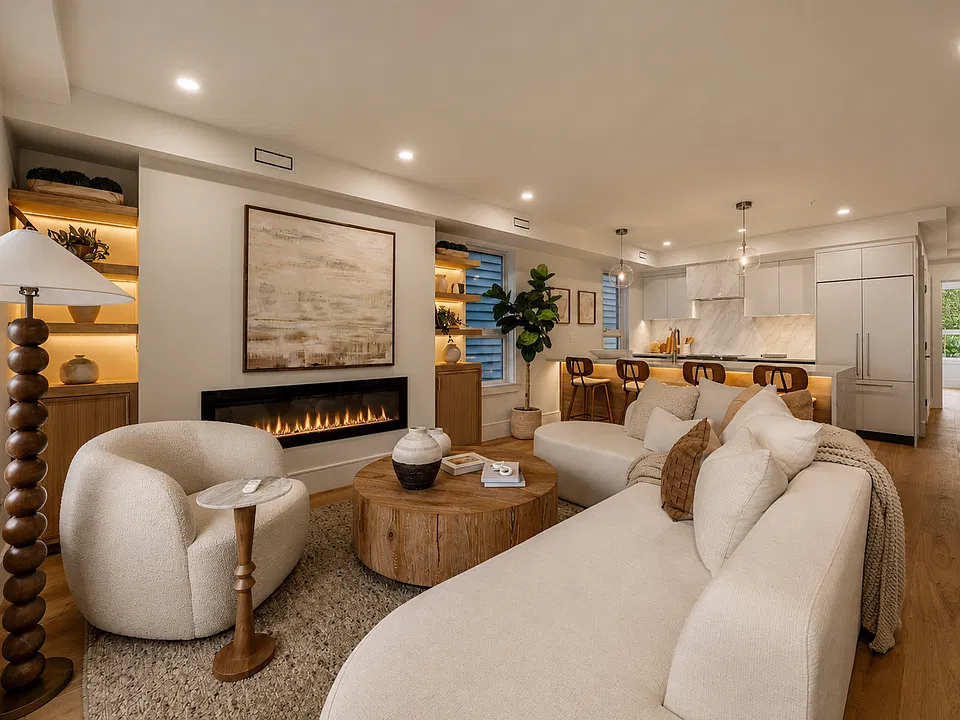 185 E St #3