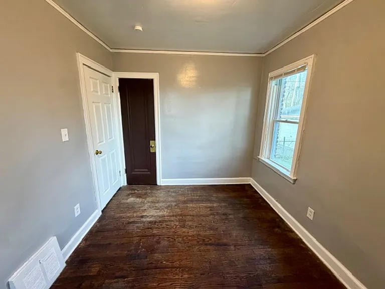 14590 Ardmore St — Photo 16