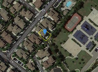 18802 Roxbury Ln, Huntington Beach, CA 92648