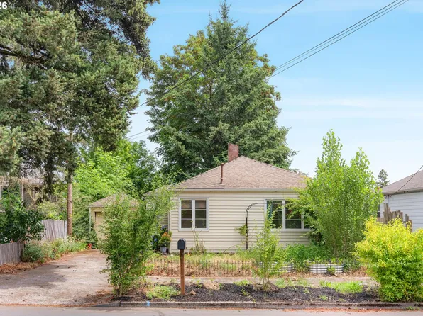 1823 Filbert St, Forest Grove, OR 97116