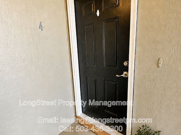 4th image of 412 Pearl St APT 4