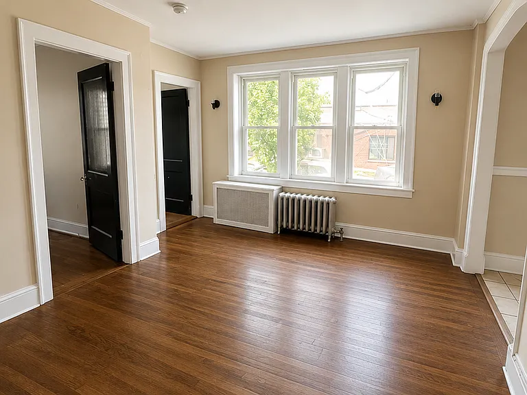 176 Lafayette St — Photo 21