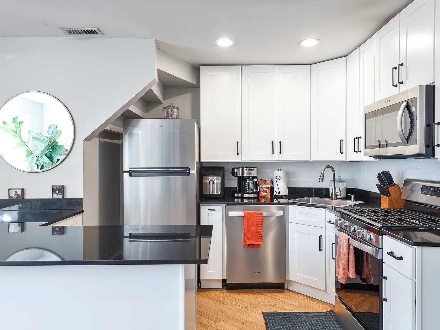 3047 N Clybourn Ave — Photo 4