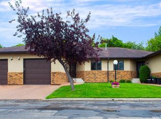 3415 Calder Cres #8, Saskatoon, SK S7J4Z9