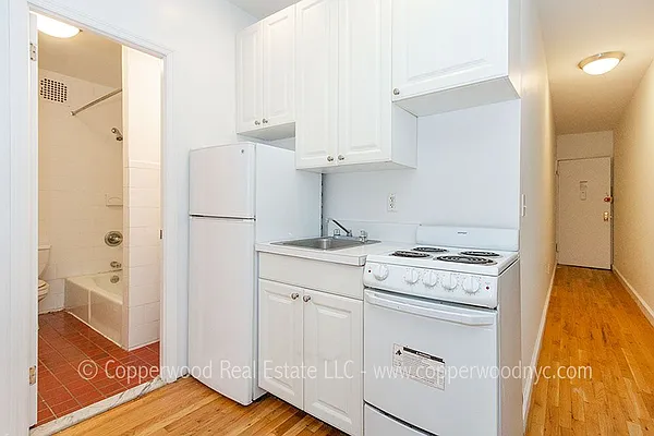 Rented by Copperwood Real Estate | media 2