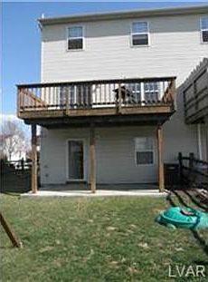3rd image of 19 Olde Penn Dr