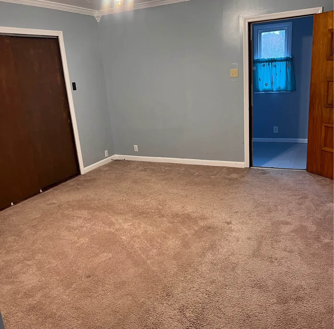 529 Sheets St — Photo 4