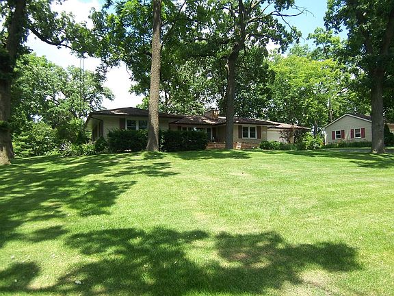 2nd image of 3639 Oak Lane Dr