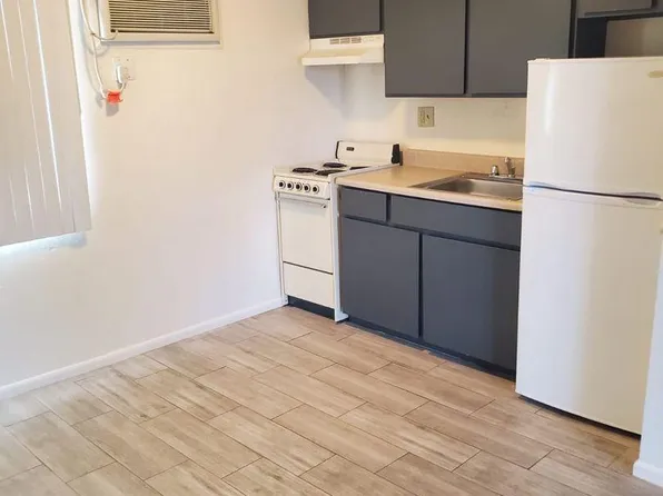 Casa Larga Apartments