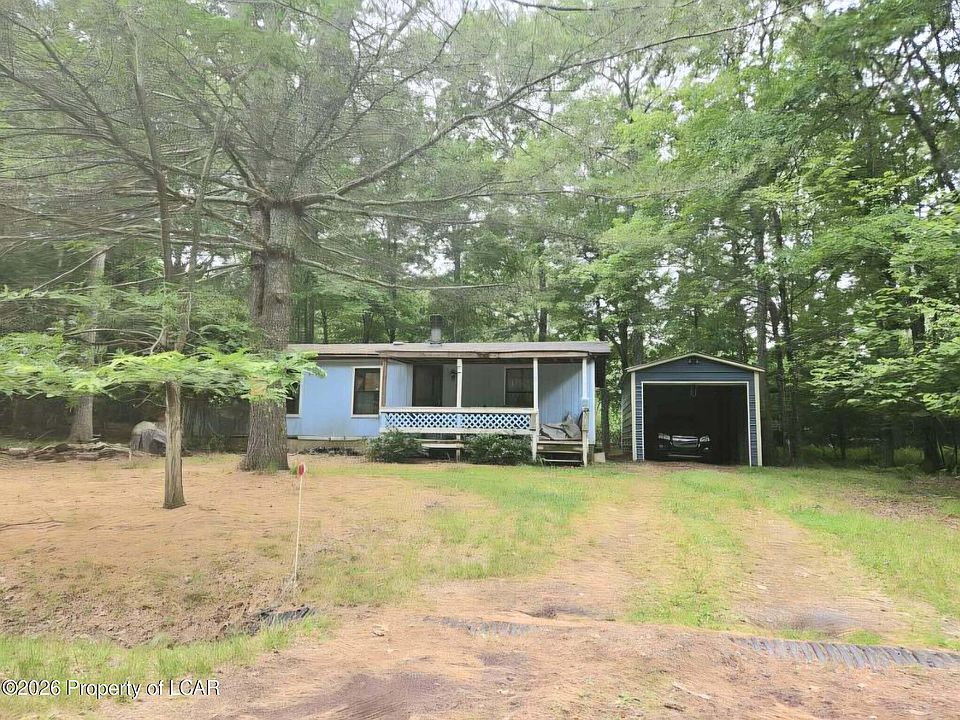 1st image of 12 Hillary Dr
