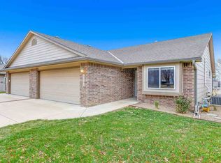 1222 S High St, El Dorado, KS 67042