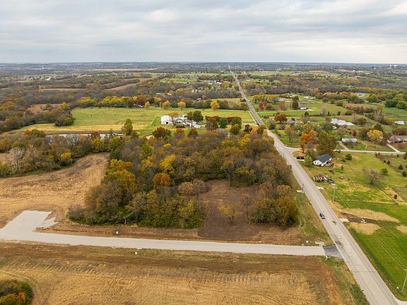 3rd image of LOT 1 Timber Ridge Dr