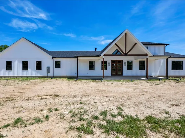 11605 Aquilla Rd, Chardon, OH 44024