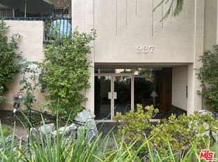 237 N Almont Dr APT 202, Beverly Hills, CA 90211