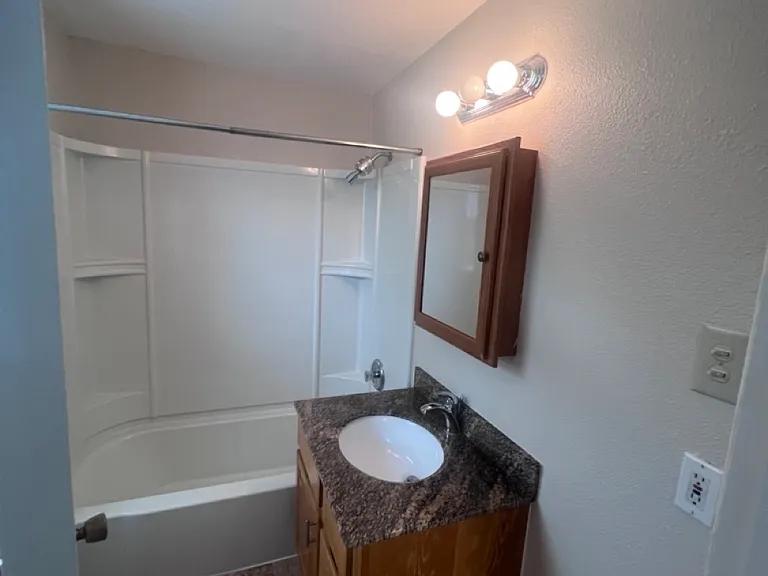 4222 SW Walker St #3 — Photo 12