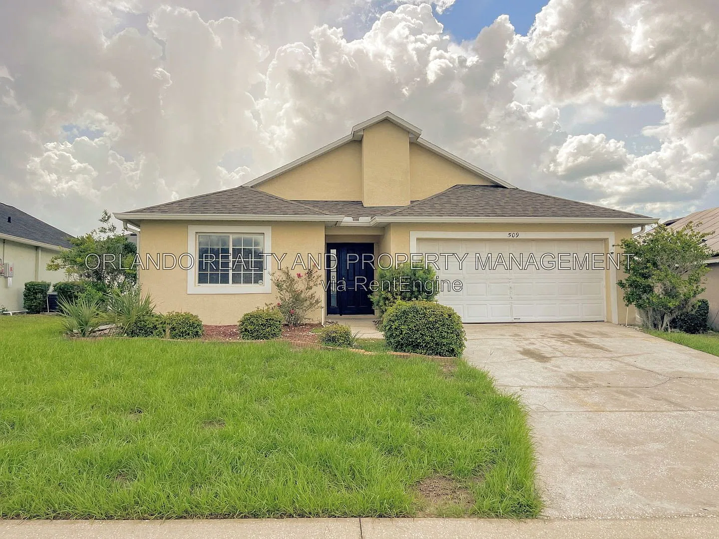 4 bed, 2.0 bath, 1414 sqft, $1,999 — Photo 1