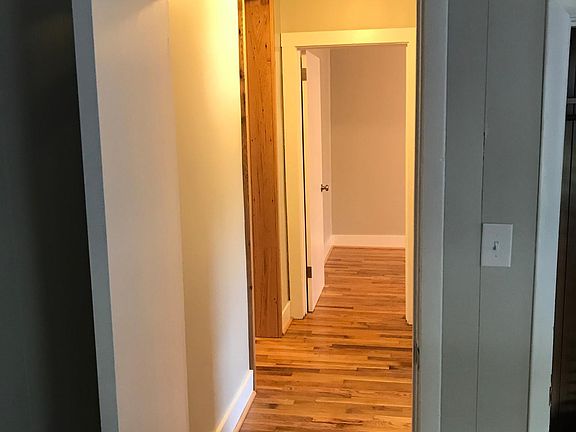 4th image of 622 Shop St APT C
