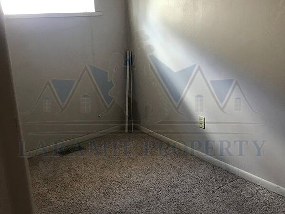 5th image of 529 Spring Creek Dr APT 1