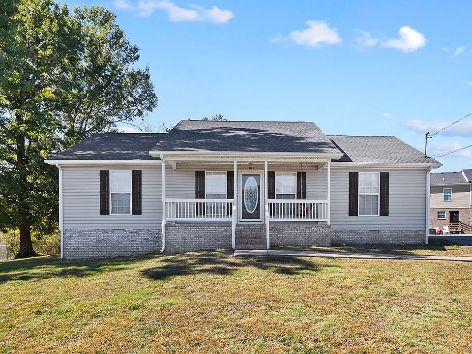 1st image of 303 S Wood Ln