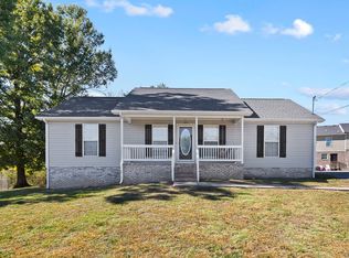 303 S Wood Ln, Shelbyville, TN 37160